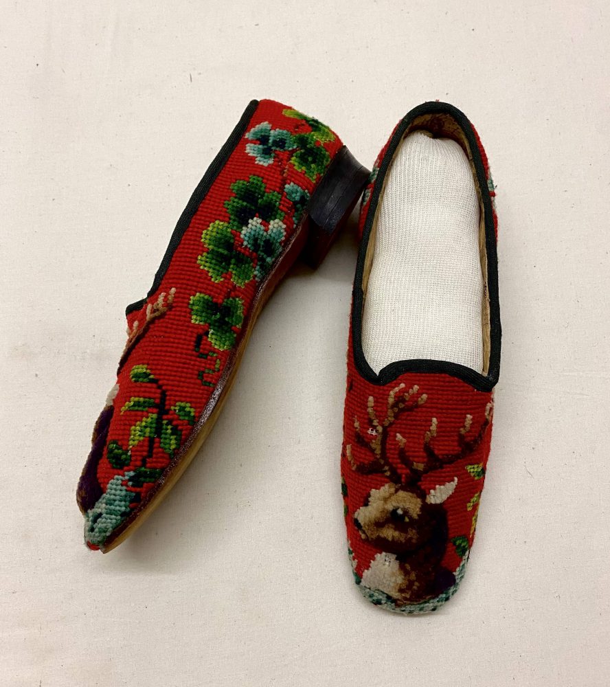 The Larkspur Collection Needlepoint Slippers. Vintage - Etsy Israel